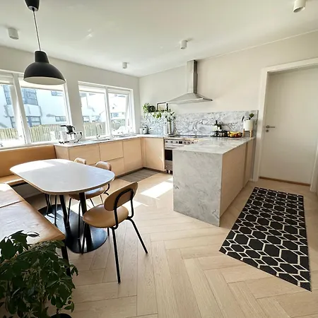 House Is Aflagrandi - West Side Of - Birta Feriehus
