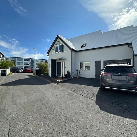 Feriehus House Is Aflagrandi - West Side Of - Birta *
